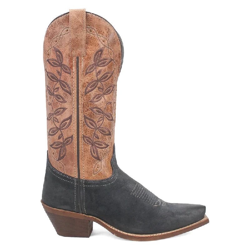 Kama Embroidered Snip Toe Cowboy Boots