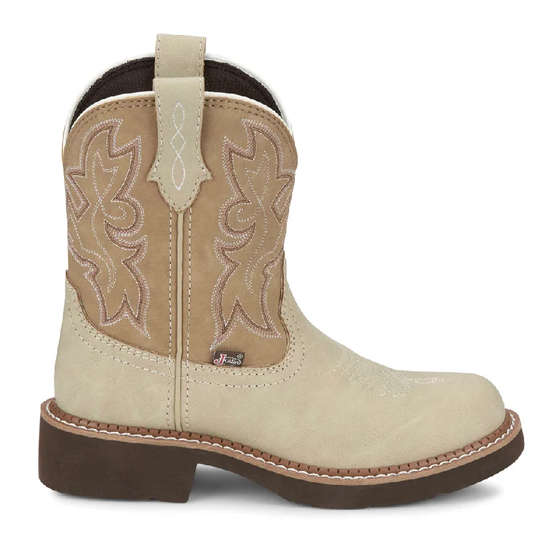 Kay Embroidered Round Toe Cowboy Boots