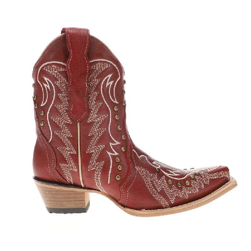 Embroidered Studded Snip Toe Cowboy Booties