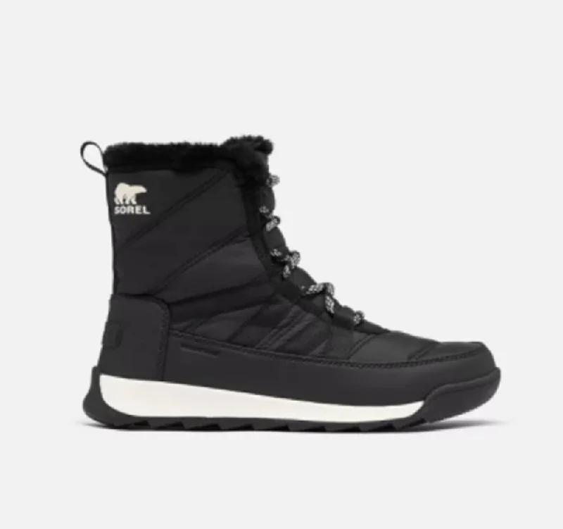 The Quilted Lace Snowboot in Black