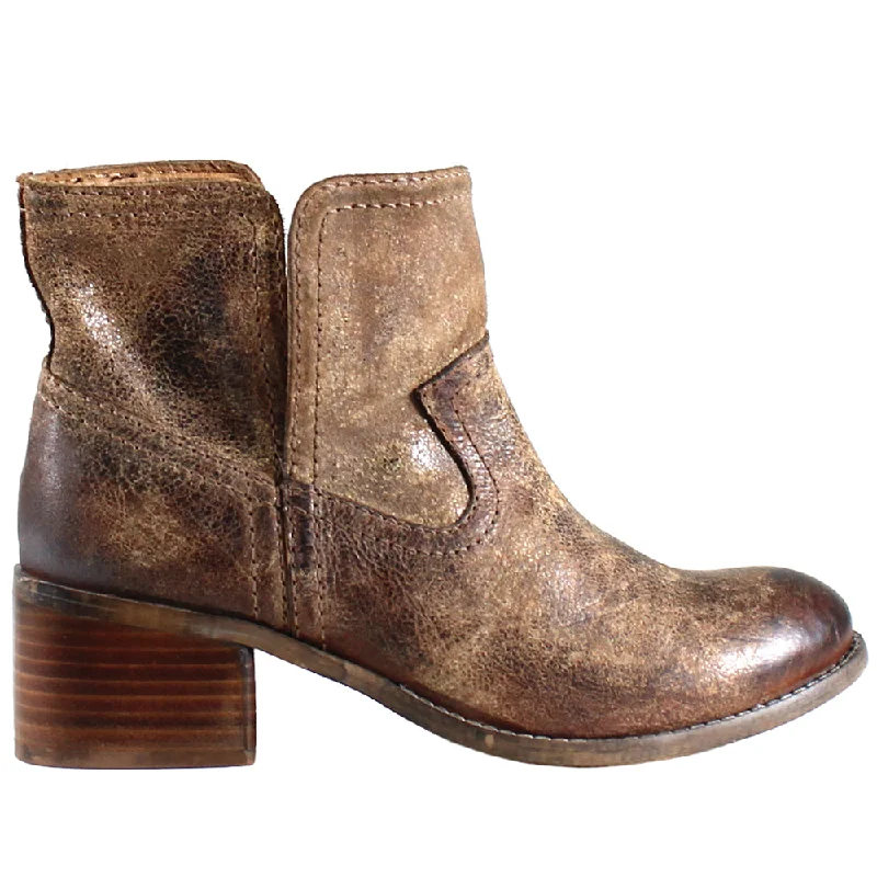 Walnut Grove Round Toe Pull On Booties